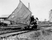rail yacht.jpg