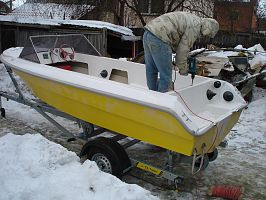 Old Soviet fiberglass motorboat "DRAKON' total reconstruction, Arn