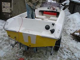 Old Soviet fiberglass motorboat "DRAKON' total reconstruction, Arn
