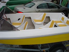 Old Soviet fiberglass motorboat "DRAKON' total reconstruction, Arn