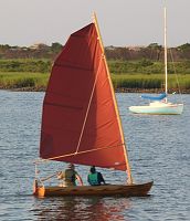 Prema Dinghy, sailing starboard tack