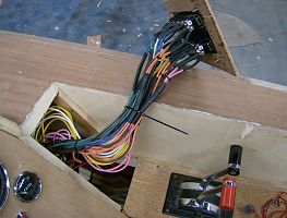 See the full project progress report on my weblog http://bootbouw.blog2blog