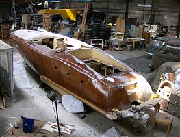 Fiber cloth on the hull