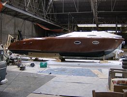 Progress 30ft mahogany sportcruiser