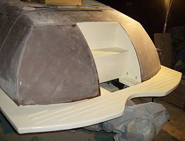 30 ft Mahogany Sportcruiser: swim platform & steps