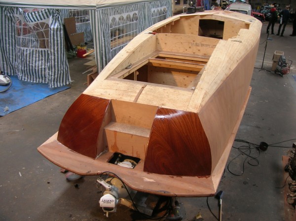 30ft Sportcruiser Design and construction Project
