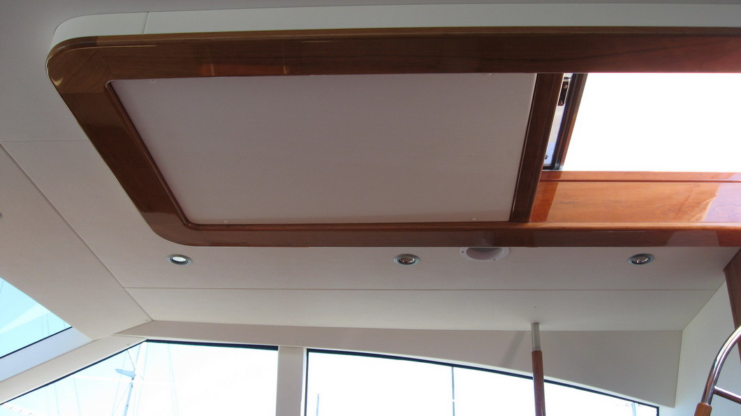 Bright Line 65 feet interior