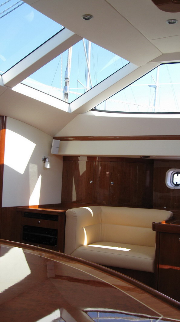 Bright Line 65 feet interior