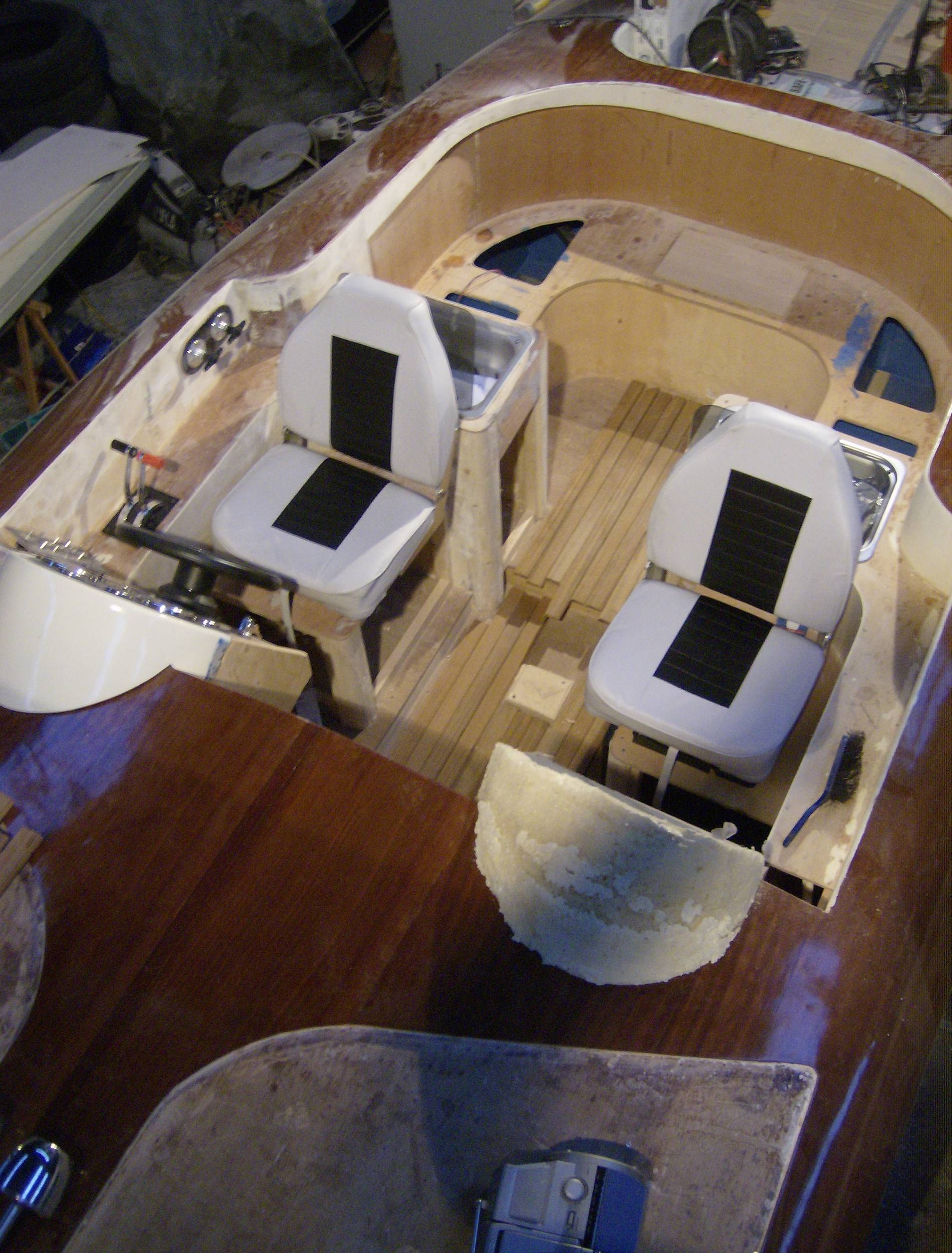 Progres on 30ft mahogany Sportcruiser